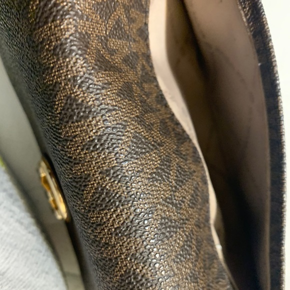 MK Wallet - Picture 5 of 6